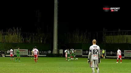 Алекс Виго вкара втори гол за Цървена Звезда, за да направи резултата 3:2