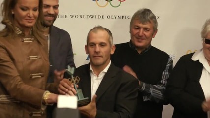 Големите видяха награждаването на Йордан Йовчев с трофей от МОК