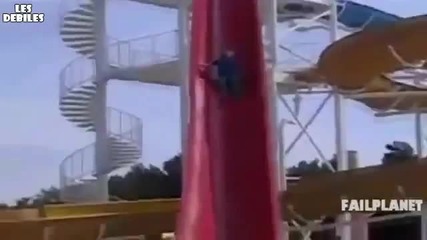 Провали в спусканията на пързалките ( Смях )