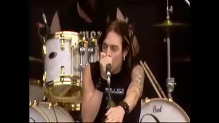 Bullet For My Valentine - Cries In Vain (live) 