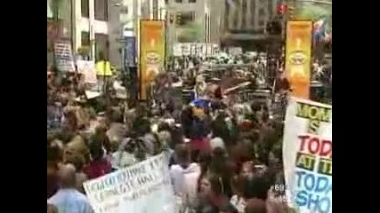 Kelly Clarkson Since You ve Been Gone Live The Today Show May 23, 2005 Rockefeller Plaza 
