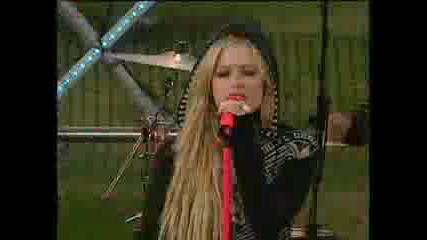 Avril Lavigne - When You`re Gone (live)
