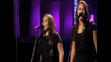 New!!! Demi Lovato Walmart Soundcheck - Remember December + tekst
