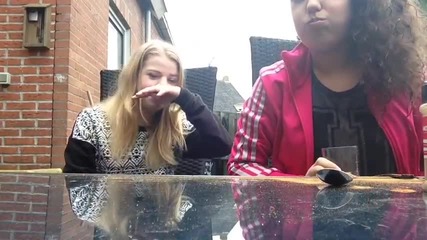 cinnamon challenge - nassirah en aileen
