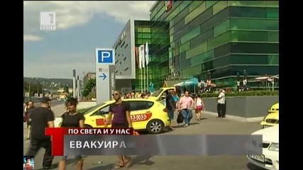 Мол във Варна бе евакуиран