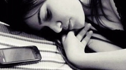 R.e.m. - Everybody Hurts - Превод