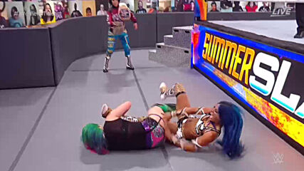 Sasha Banks vs Asuka - Raw Womens Championship Match Summerslam 2020