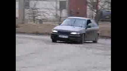 Opel - Astra 