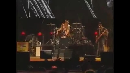 Miley Cyrus Joan Jett medley at Rock in Rio Lisbon May 