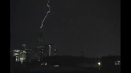 Мълния пада върху Sears Tower [chicago]