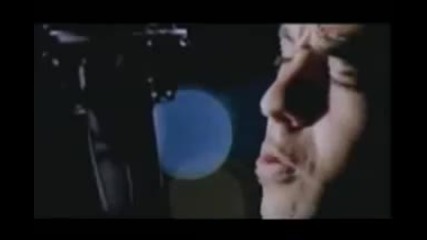 Daddy Yankee - Mas fama y dinero