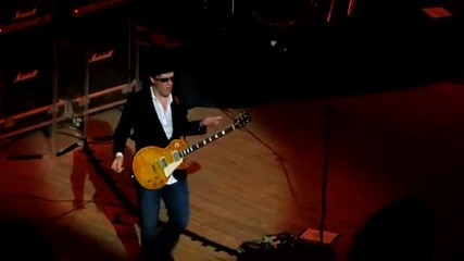 Joe Bonamassa - Just Got Paid (17.03.2012, Mmdm, Moscow, Russia)