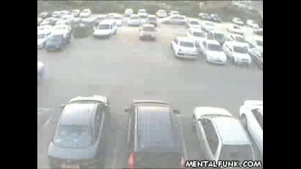 как жените излизат от паркинги (смях)