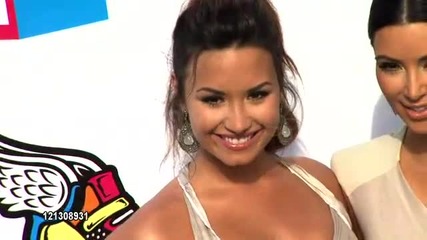 Demi Lovato at the Do Something Awards 2011 Hd #2
