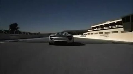 Разкъртваща реклама на Porsche 918 Spyder 