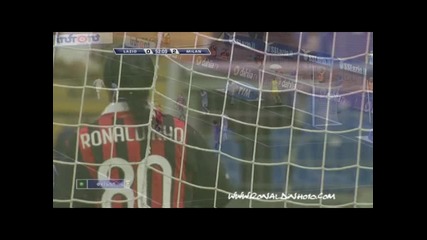 Ronaldinho skills (elastico) vs Lazio 