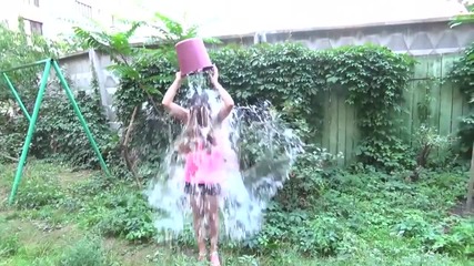Приняла эстафету Ice Bucket Challenge от Романа Голова!