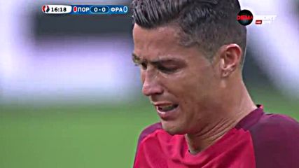 Роналдо напусна в сълзи финала