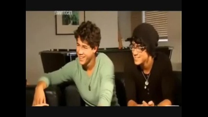 Nick Laughing Cause Of Demi.