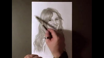 Портрет на Dulce Maria
