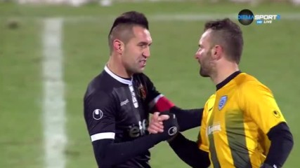 Любопитно: С какво съдията разгневи Камбуров?