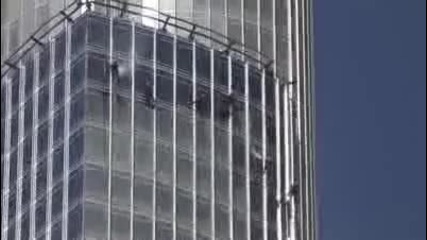 Бурдж Дубай - Почистване на прозорци 