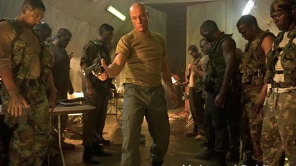 Готина снимка на Люк Деверо и войската му от филма Универсален Войник: Ден на Разплатата (2012)
