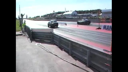 Мерцедес 190 vs Corvette 