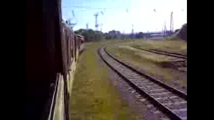 Видео0023.3gp  С влак от Дупница до София