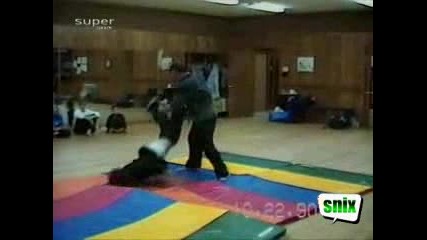 Upps - Смешна Компилация От Падания