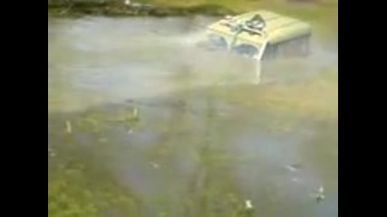 Land Rover под водата 