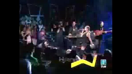 Hilary Duff - Wake Up (live In Spain)