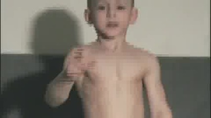 Детето Чудо! Човешка машина!