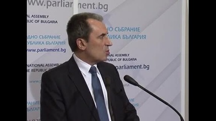 Менда Стоянова: Чистката в приходните агенции доведе до по-малкото приходи в бюджета