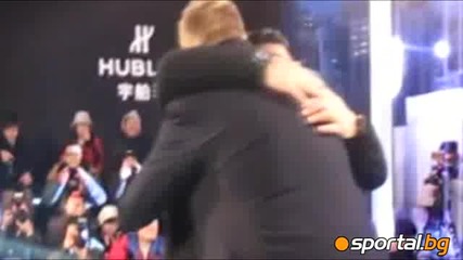 Марадона се забавлява в Шанхай