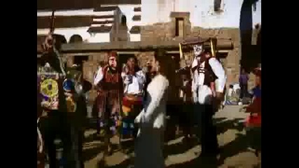 - Хей Хей -