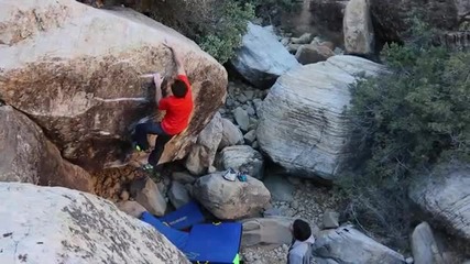 Първото изкачване на Огледалното езеро