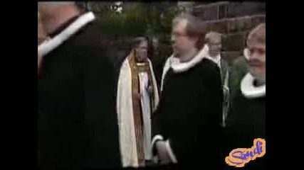 Духовници под строй 