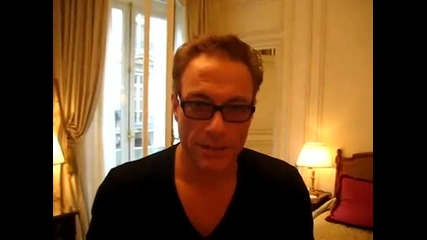 Звездата Жан - Клод Ван Дам пожелава честит рожден ден / Бг Субс