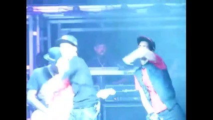 Justin Bieber dancing in Montreal 