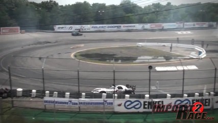 Drifting Viper vs Corvette