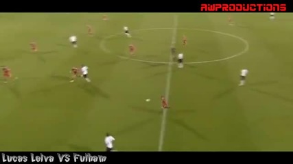 Lucas Leiva Vs. Fulham (a) 2010/11