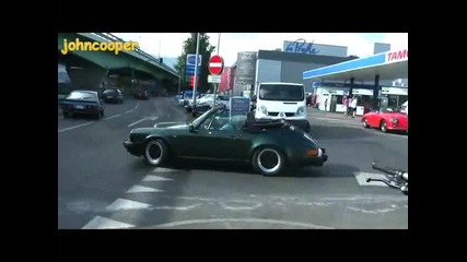 Автоколона Която Трябва Да Се Види