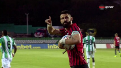 Димитър Илиев изравни от дузпа