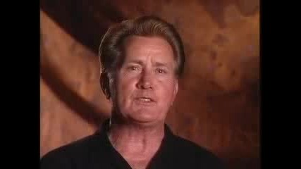 Martin Sheen Psa for commercial seal hunt