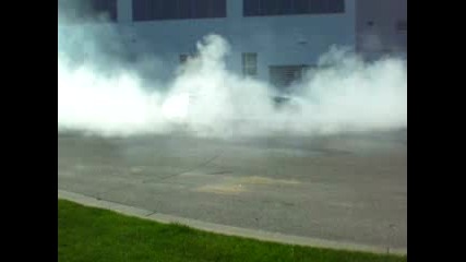 Bmw M5 Burning Some Major Rubber
