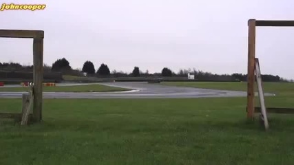 Bmw M5 F10 vs Nissan Gtr