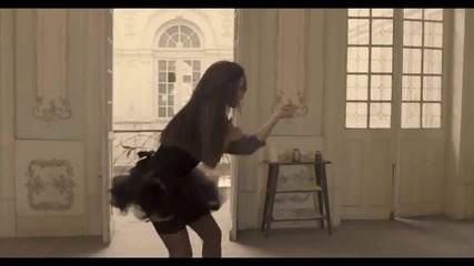 Maite Perroni Vas A Querer Volver - Video Musical Pantene