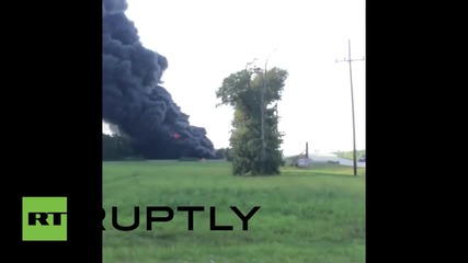 САЩ: Пожар избухна в склад за химикали в Тексас