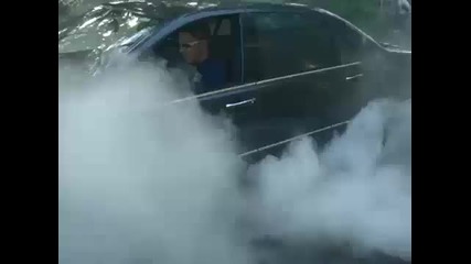 Mercedes S55 Burnout